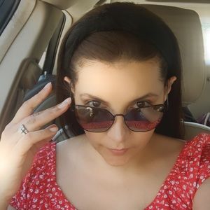 Meet your Posher, Sucel